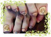 ビシューフットネイル