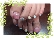 ペールトーンフットネイル